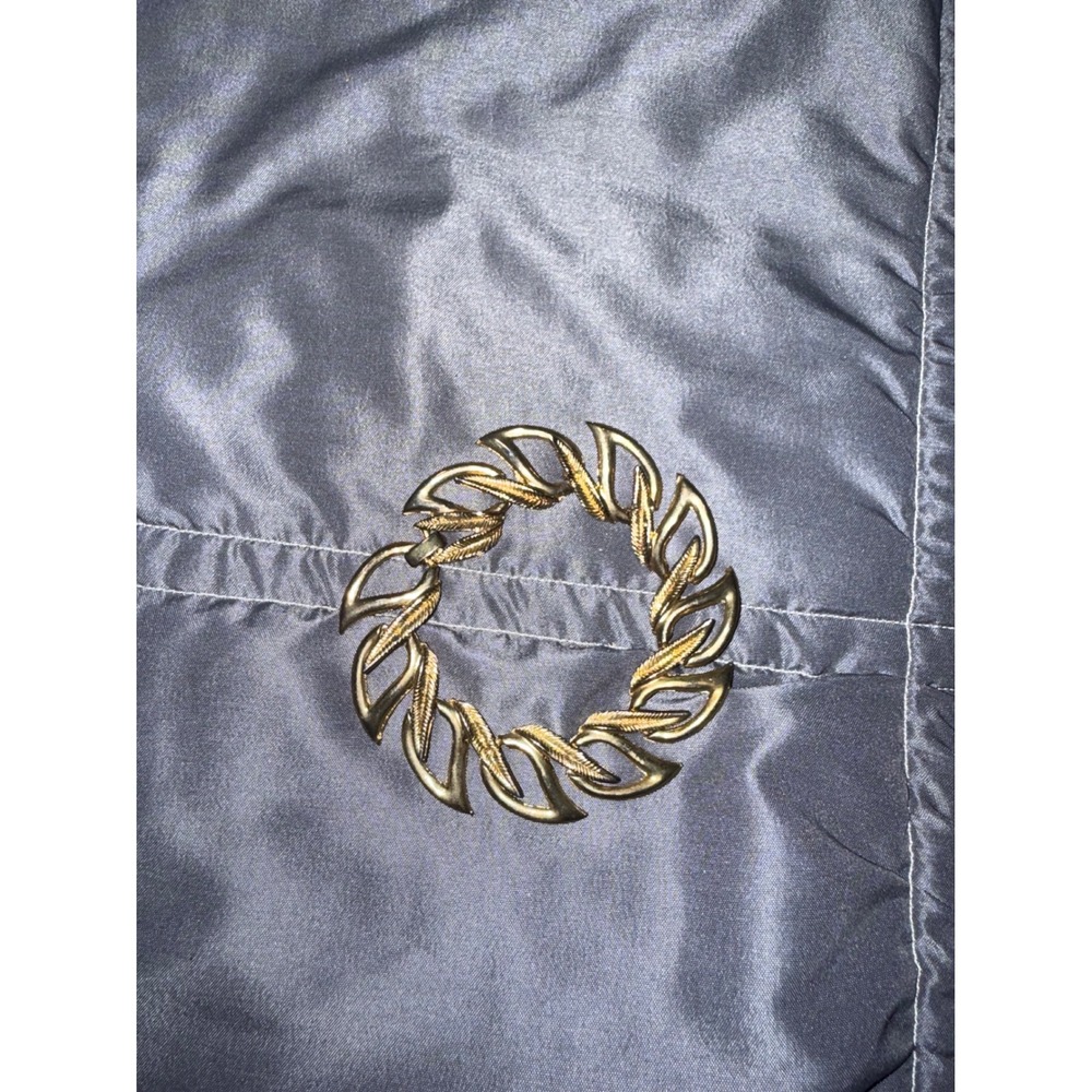 Vintage Gold Tone Textured Leaf Link Bracelet Fold Over Clasp 7.5 Inch